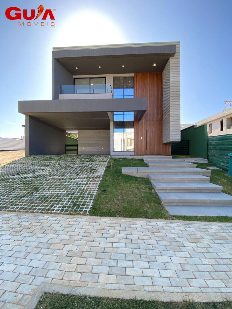 Casa de Condomínio à venda com 4 quartos, 266m² - Foto 1