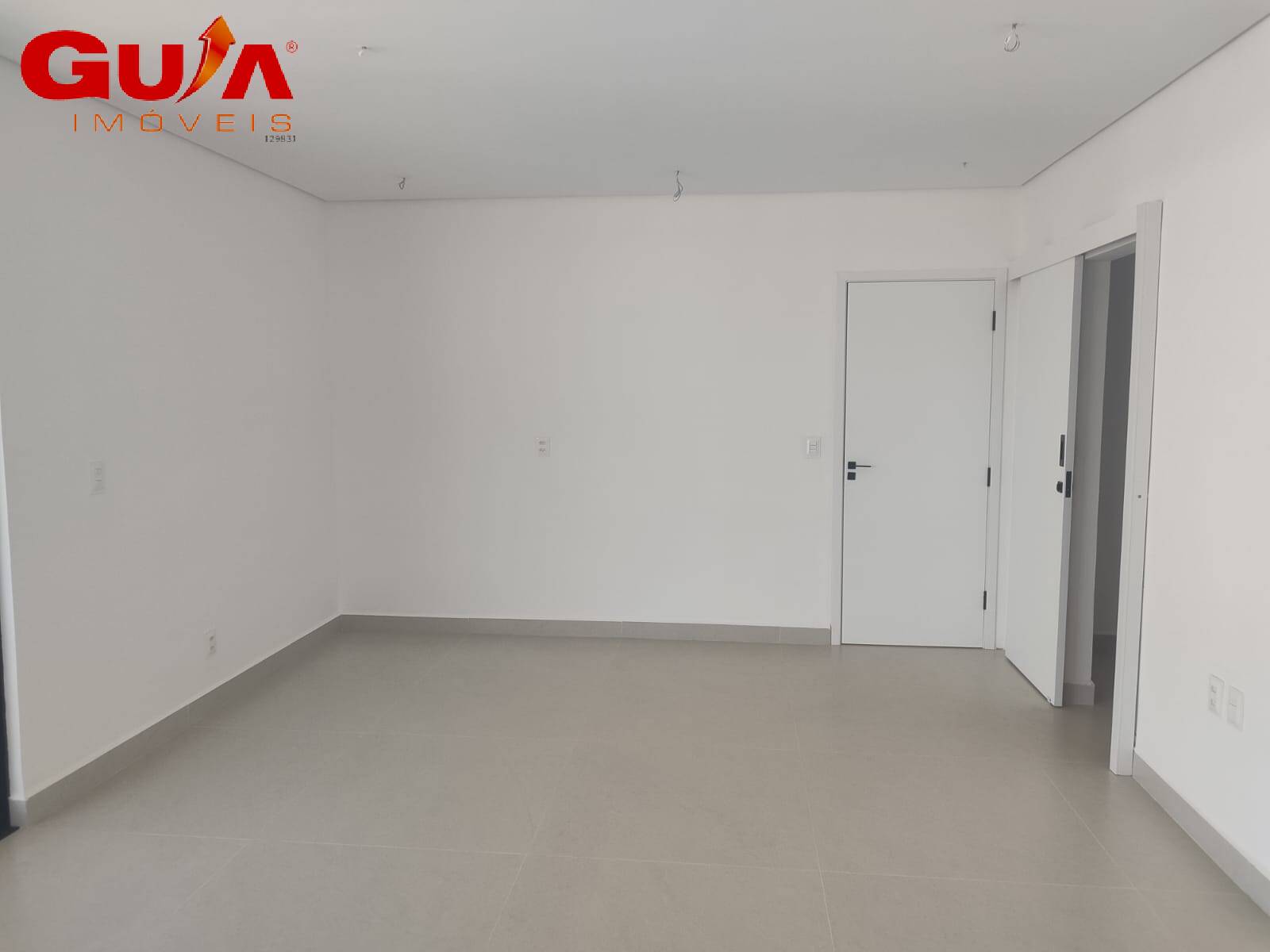 Casa de Condomínio à venda com 4 quartos, 287m² - Foto 10