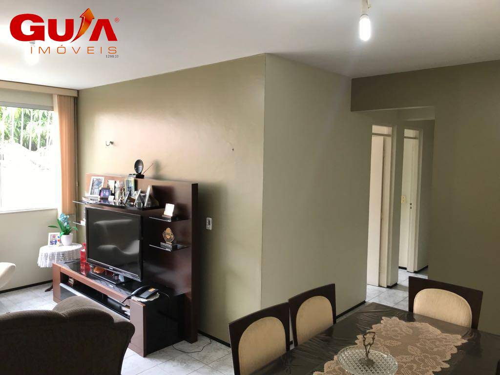 Apartamento à venda com 3 quartos, 96m² - Foto 2