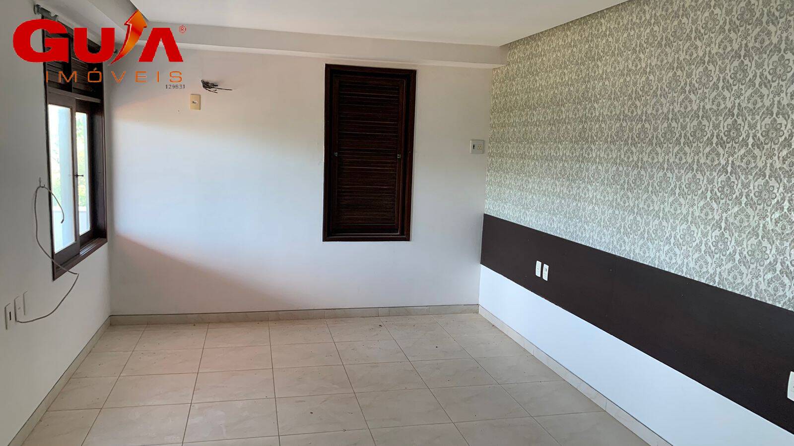 Casa de Condomínio para alugar com 5 quartos, 380m² - Foto 11