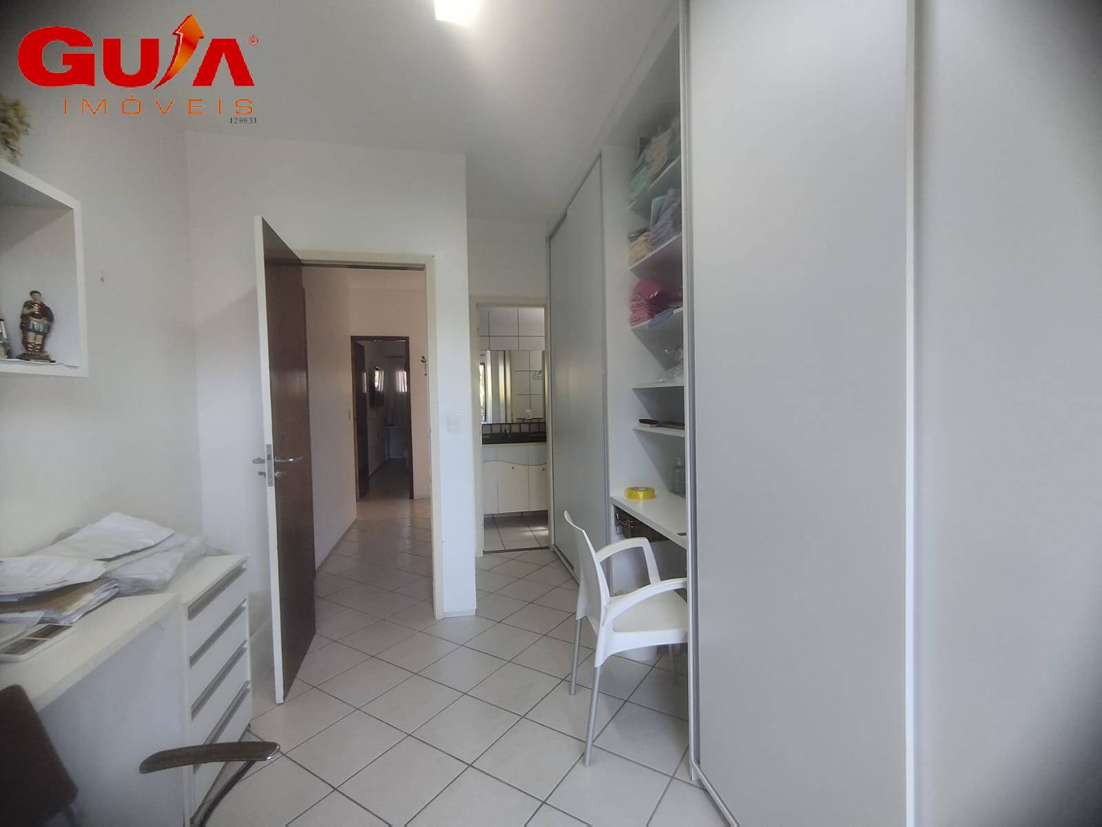 Casa à venda com 3 quartos, 180m² - Foto 14