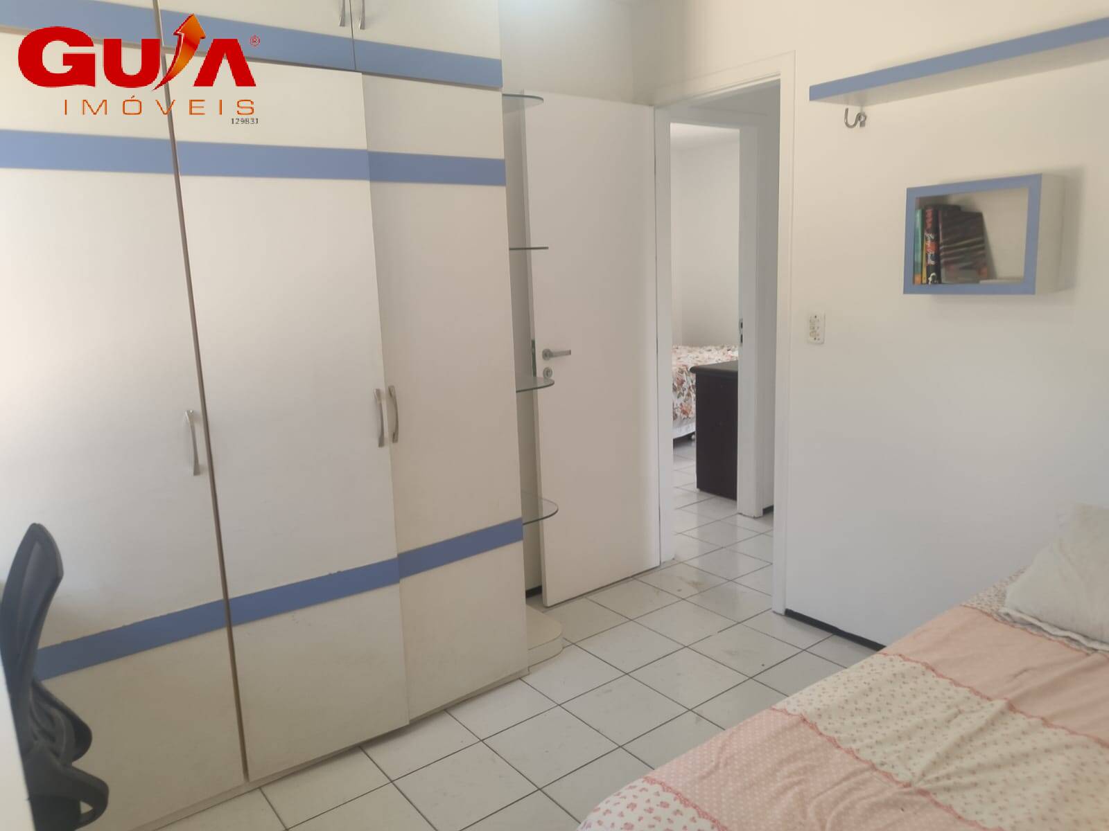 Casa de Condomínio à venda com 4 quartos, 200m² - Foto 9