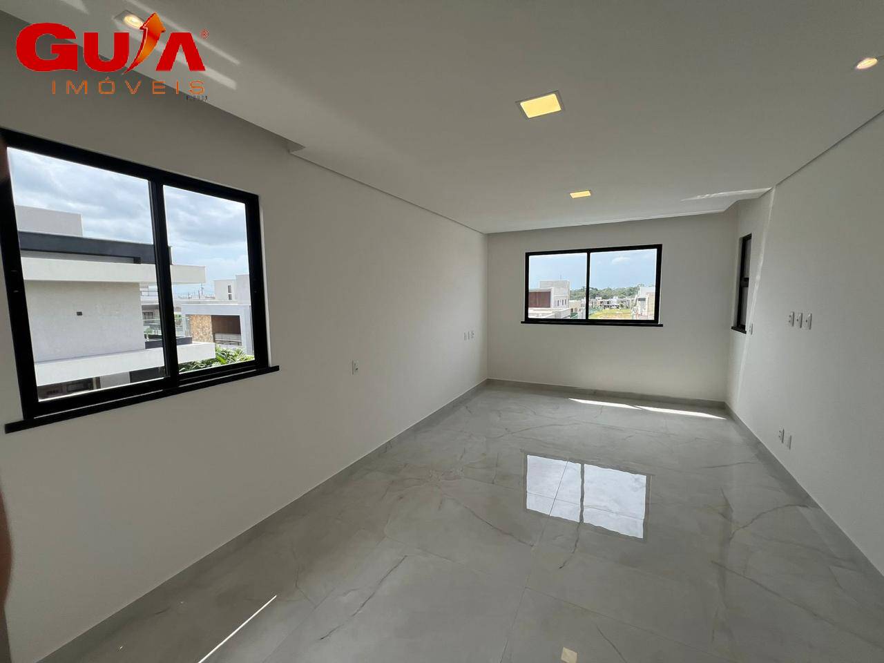 Casa de Condomínio à venda com 5 quartos, 254m² - Foto 18