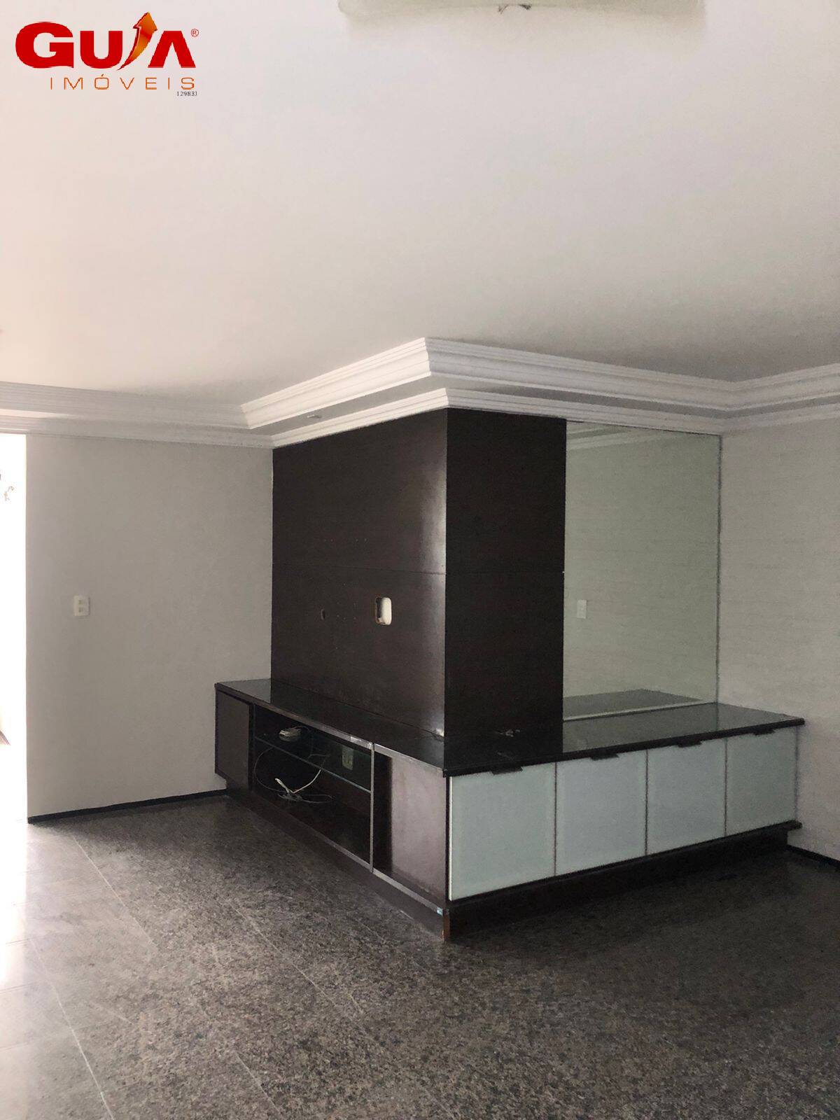 Apartamento para alugar com 4 quartos, 140m² - Foto 3