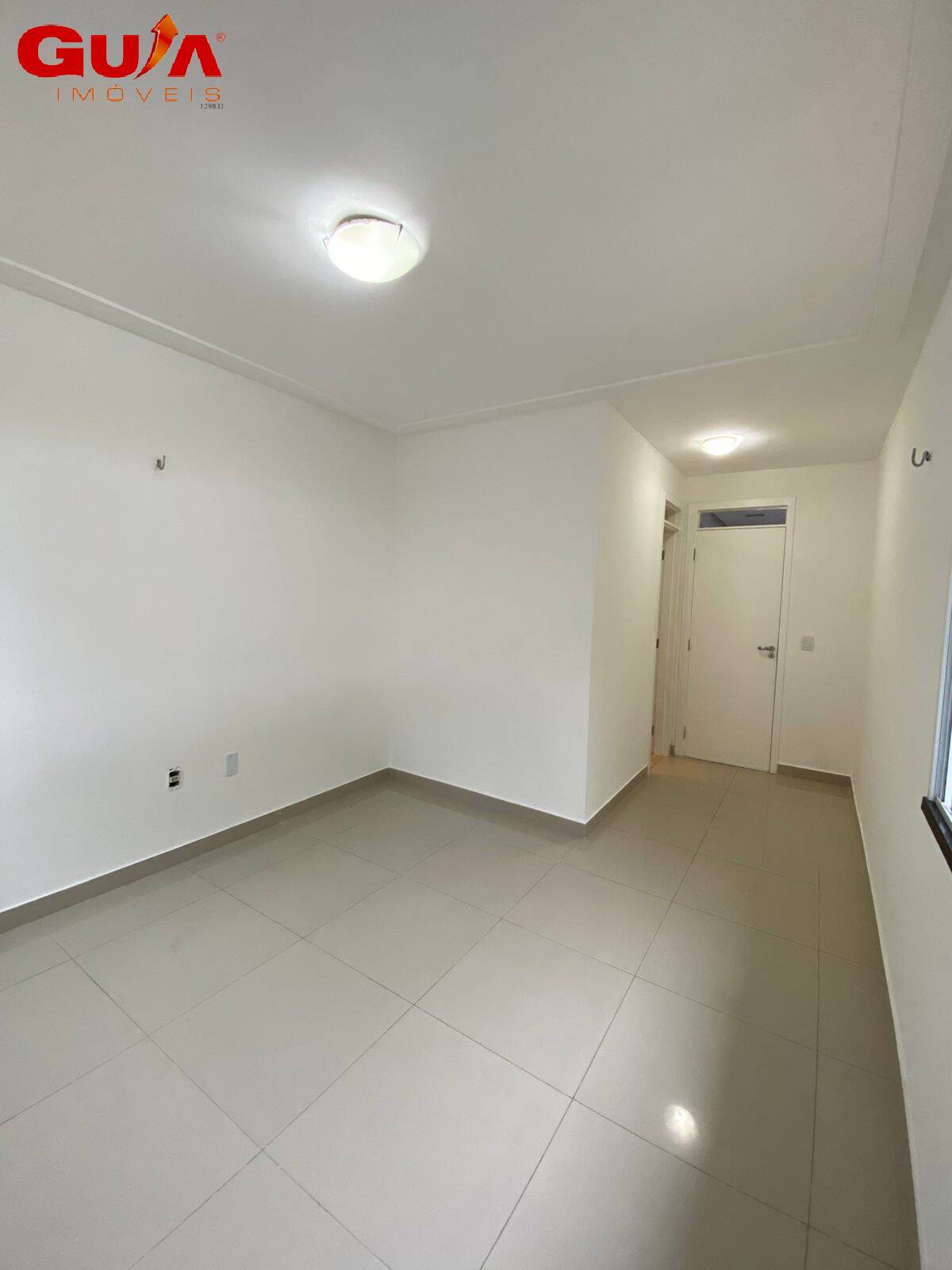 Casa à venda com 3 quartos, 131m² - Foto 18