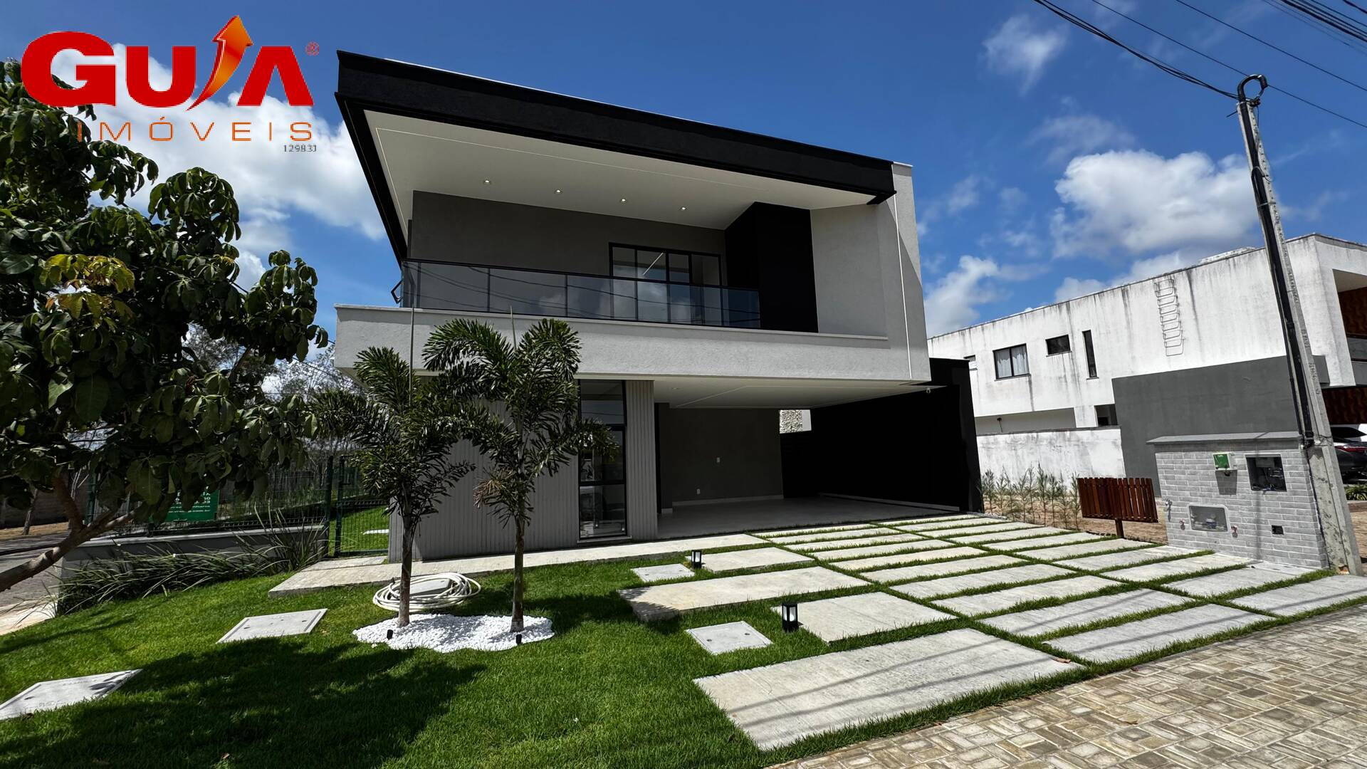 Casa de Condomínio à venda com 5 quartos, 354m² - Foto 2