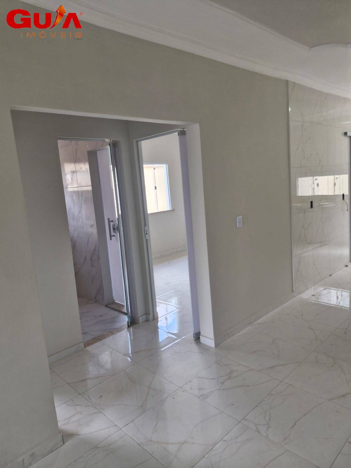 Casa à venda com 2 quartos, 100m² - Foto 11