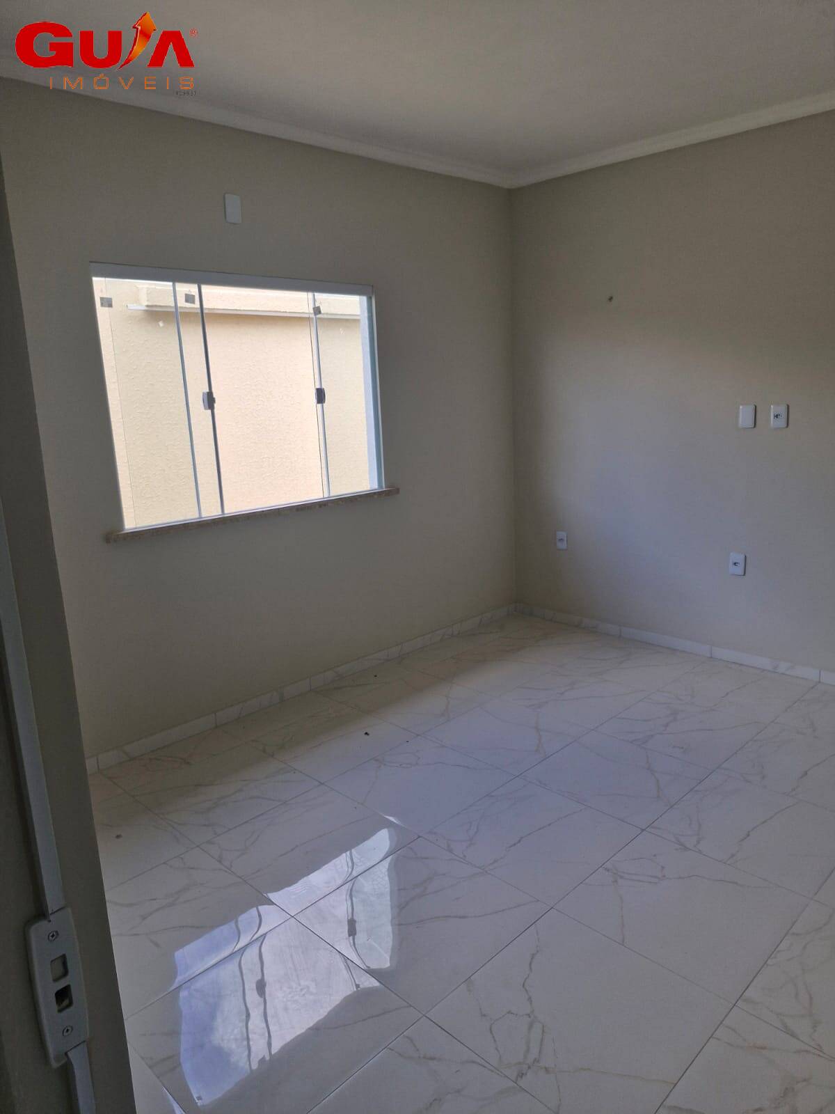 Casa à venda com 2 quartos, 100m² - Foto 14