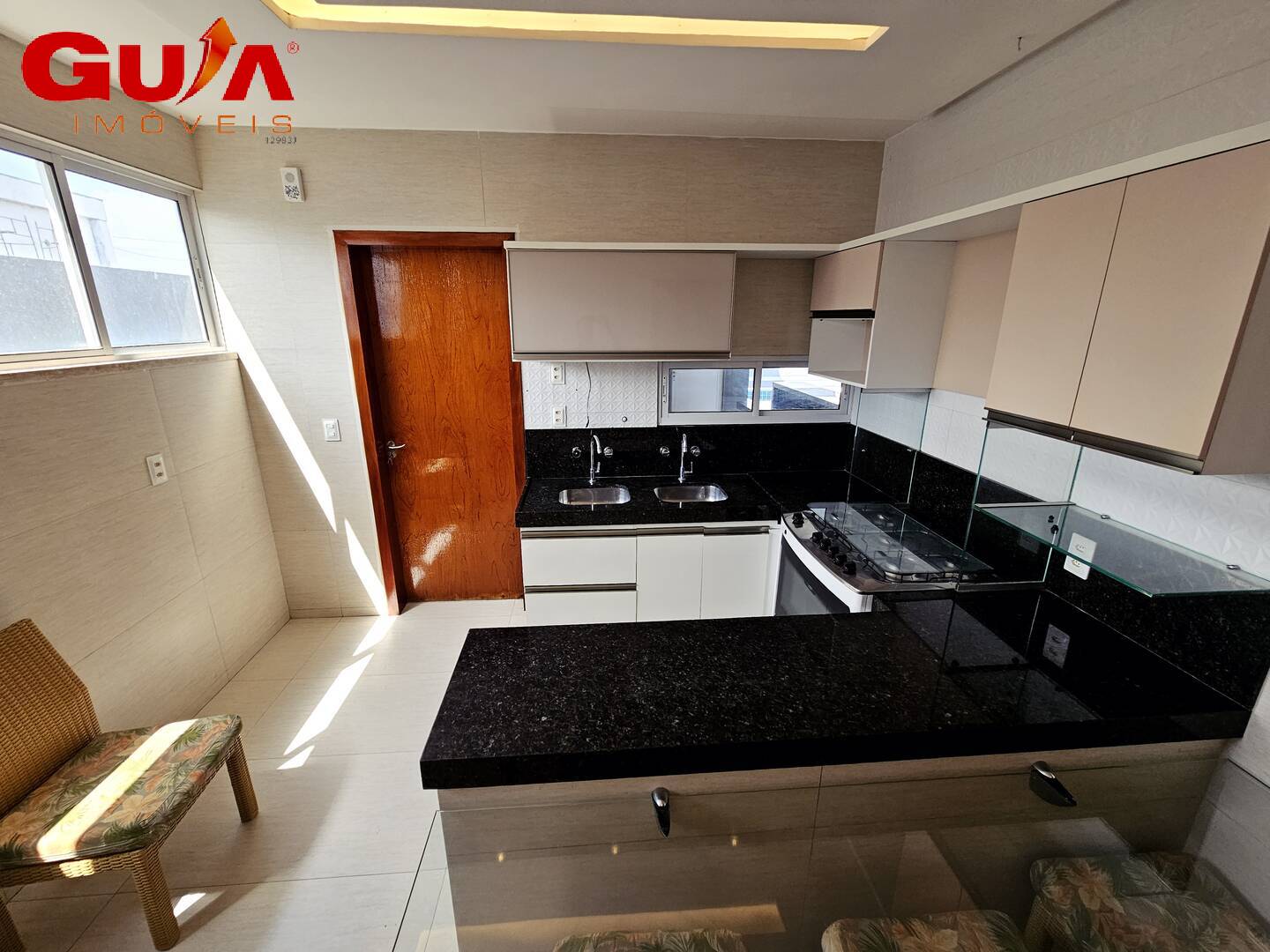 Casa à venda e aluguel com 4 quartos, 450m² - Foto 31