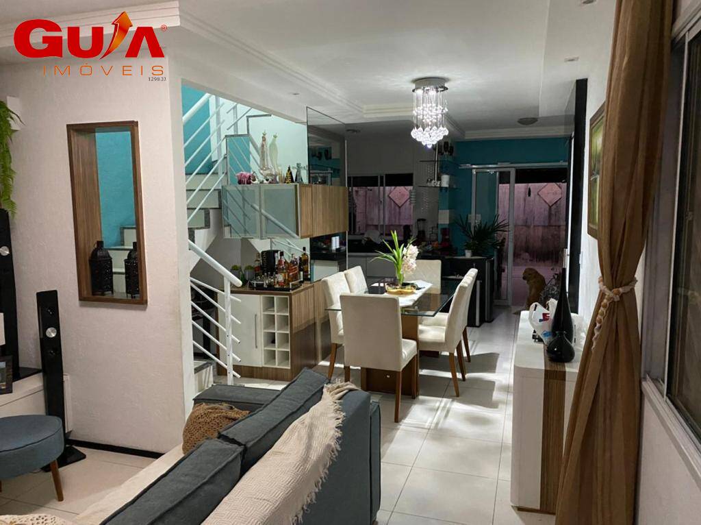 Casa de Condomínio à venda com 3 quartos, 116m² - Foto 2