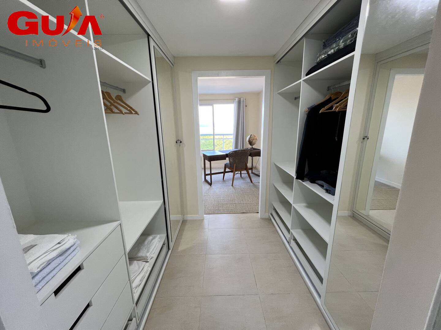 Apartamento para alugar com 3 quartos, 210m² - Foto 12