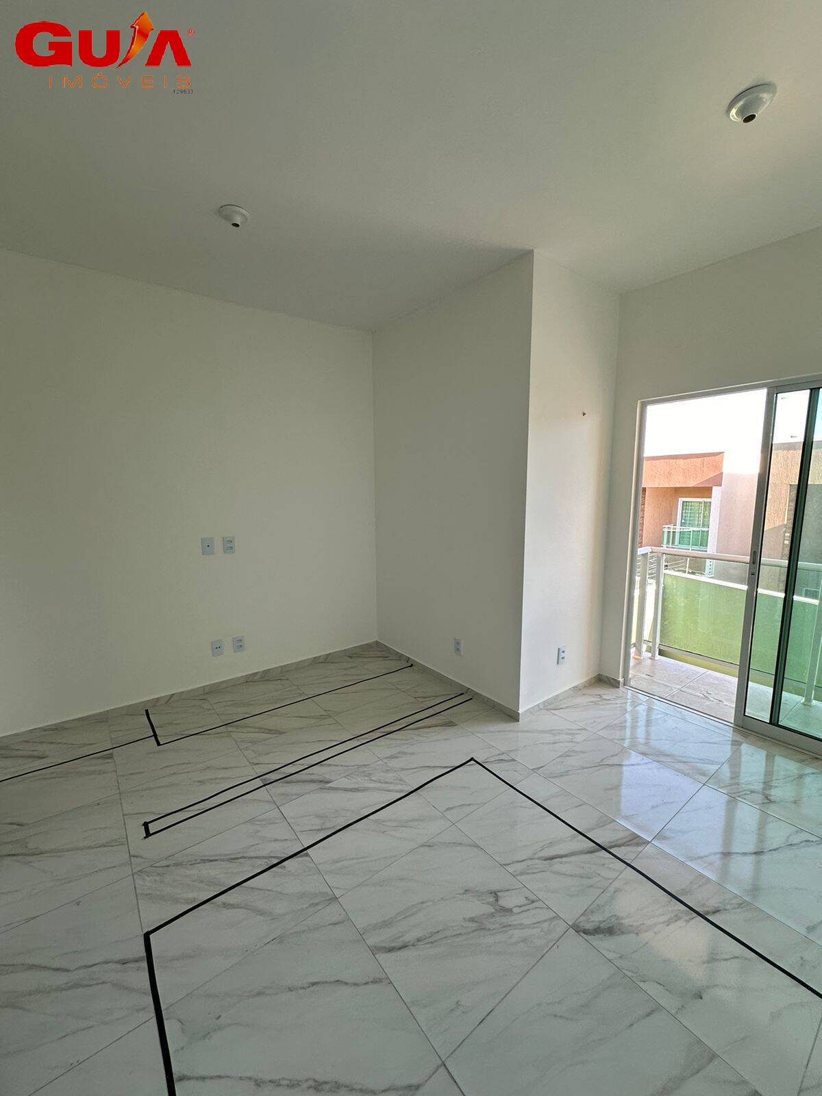 Casa à venda com 3 quartos, 110m² - Foto 9