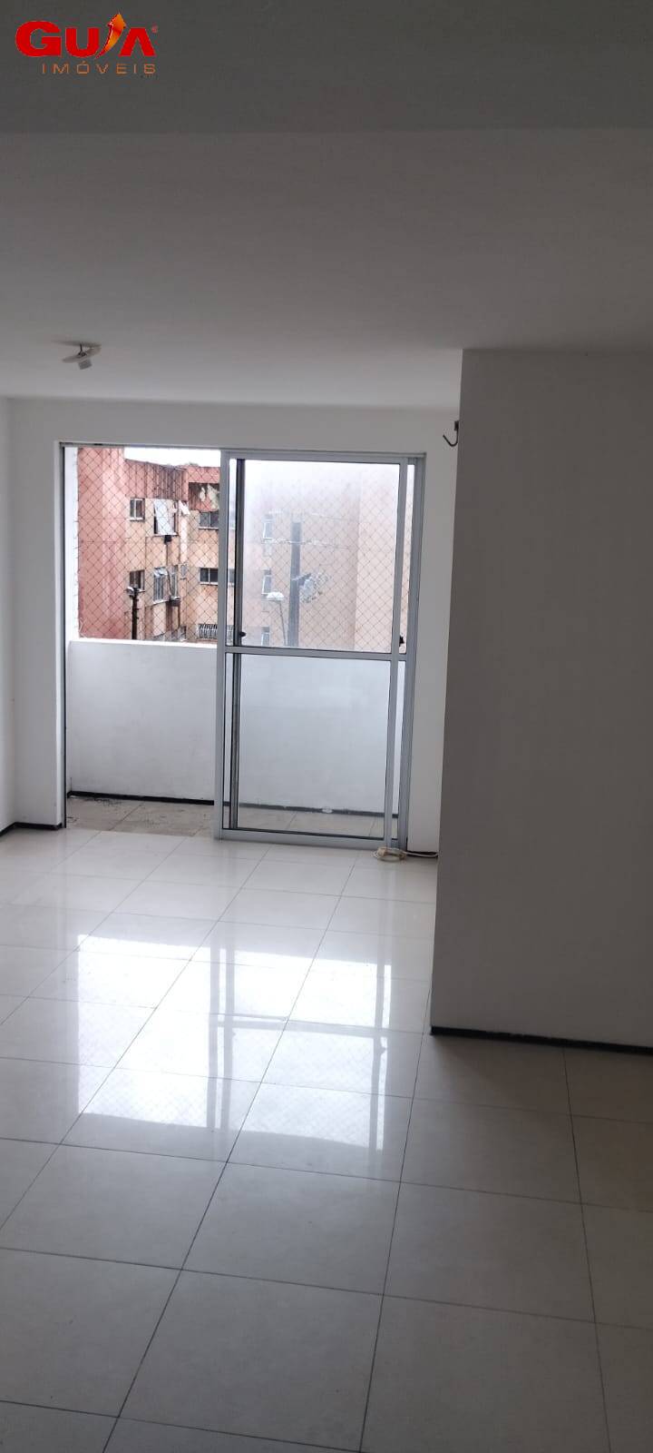 Apartamento à venda com 3 quartos, 98m² - Foto 3