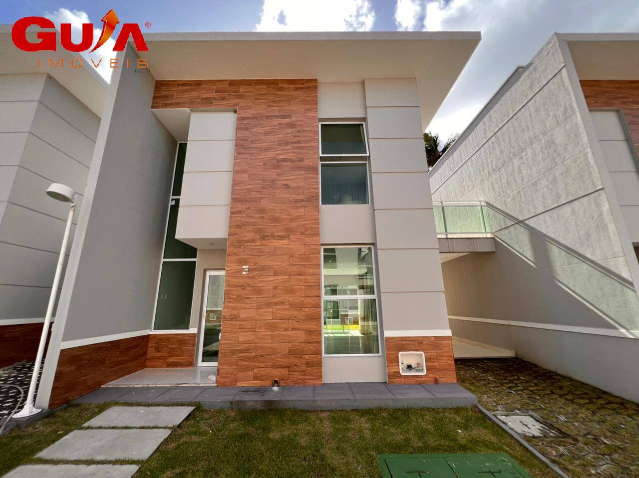 Casa de Condomínio para alugar com 3 quartos, 138m² - Foto 1