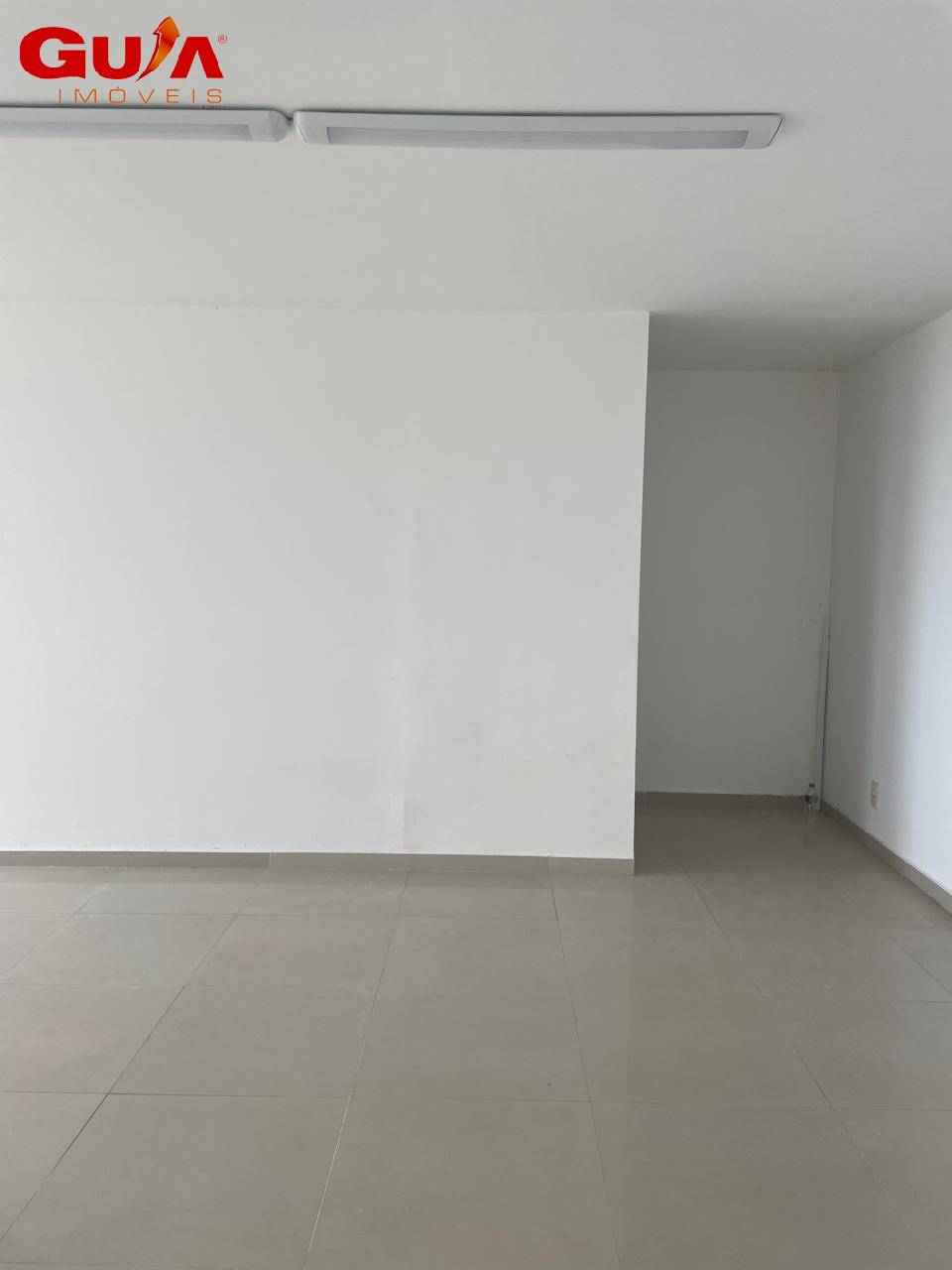 Prédio Inteiro para alugar, 44m² - Foto 3