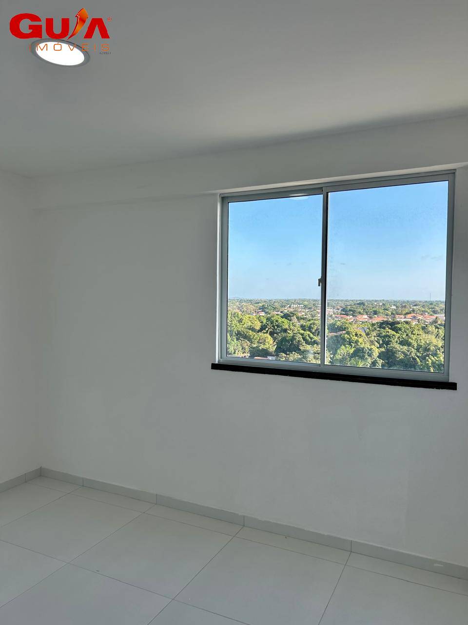 Apartamento à venda com 3 quartos, 107m² - Foto 8