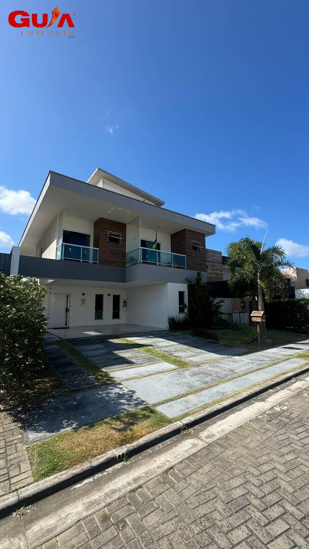 Casa de Condomínio para alugar com 5 quartos, 231m² - Foto 1