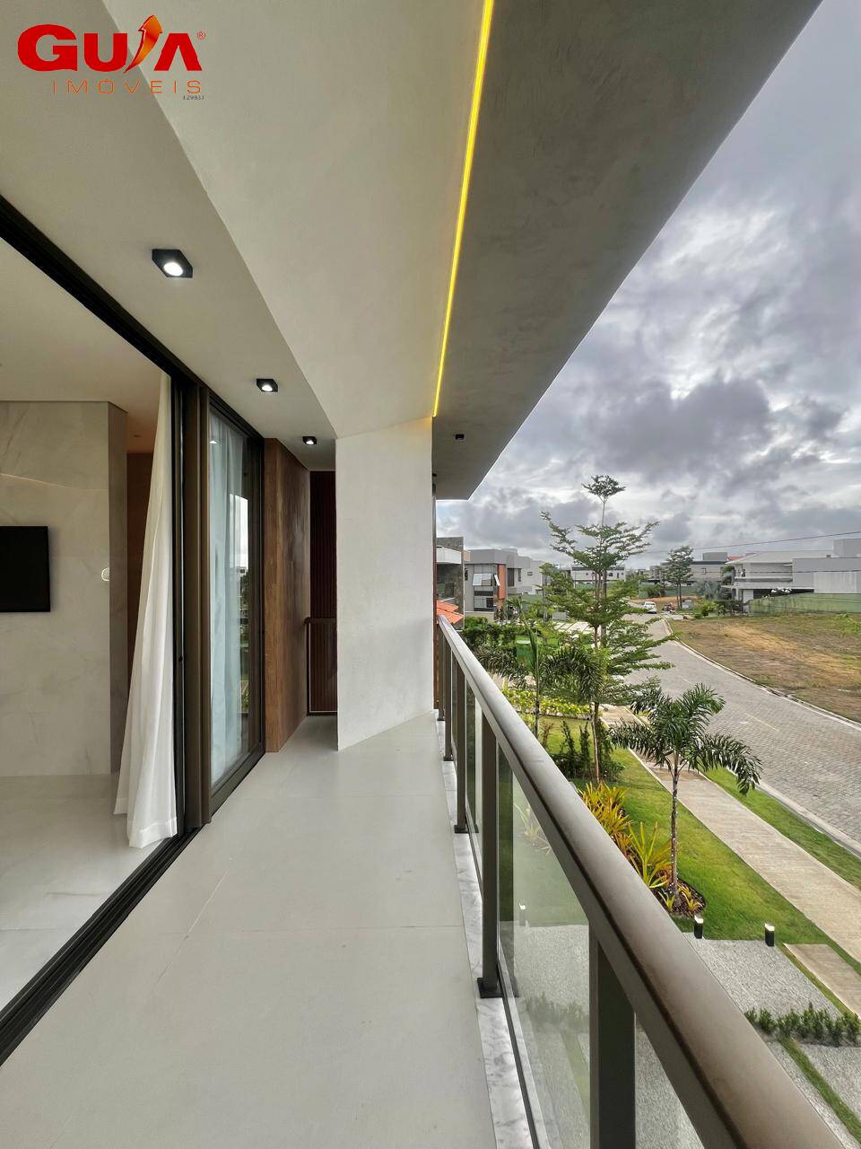 Casa de Condomínio para alugar com 4 quartos, 380m² - Foto 14